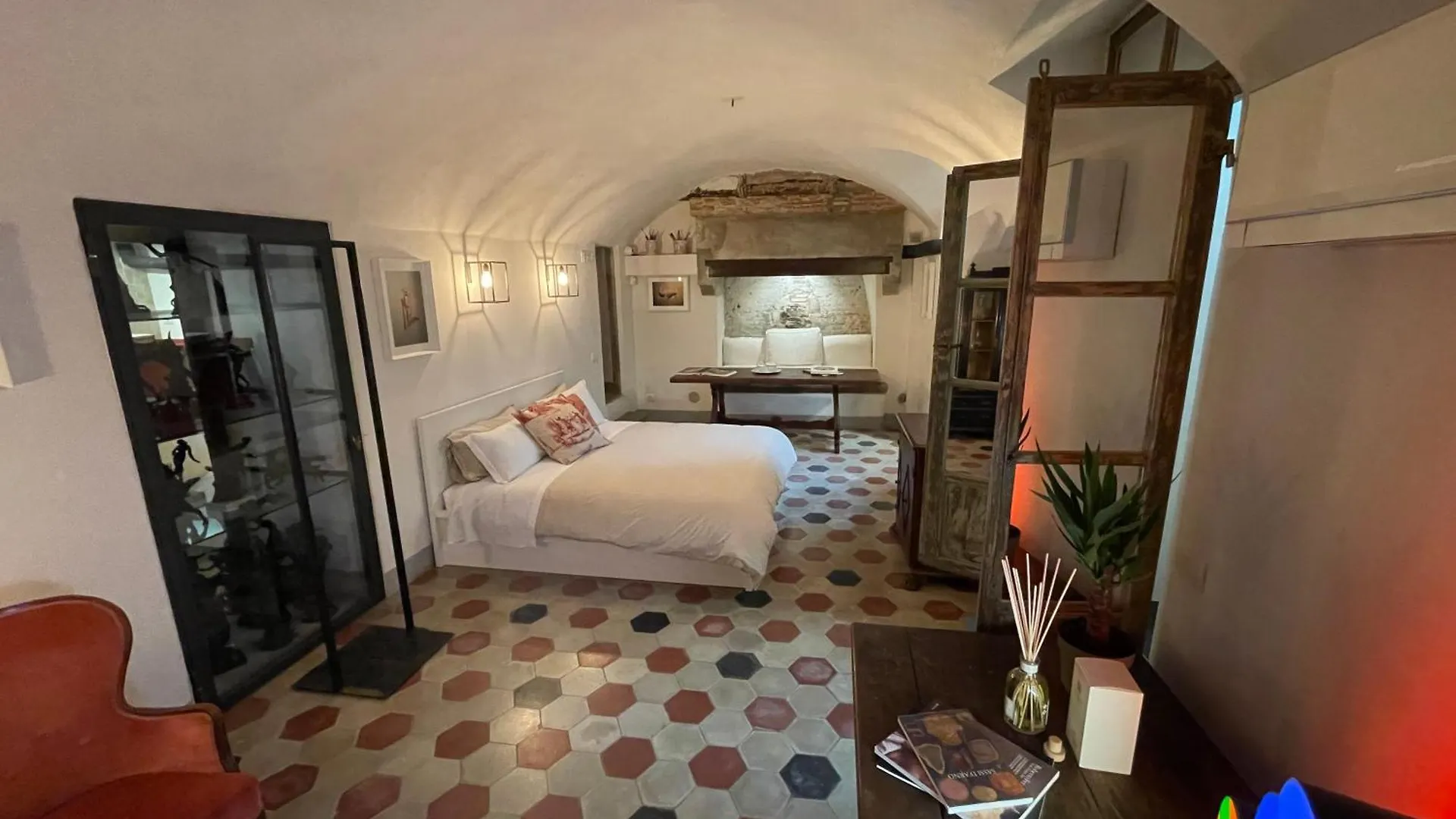 L'Orto Del Perseo Residenza Artistica Apartment Florence